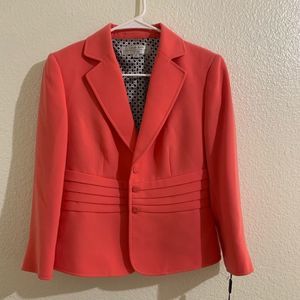 Tahari NWT coral blazer size 4p